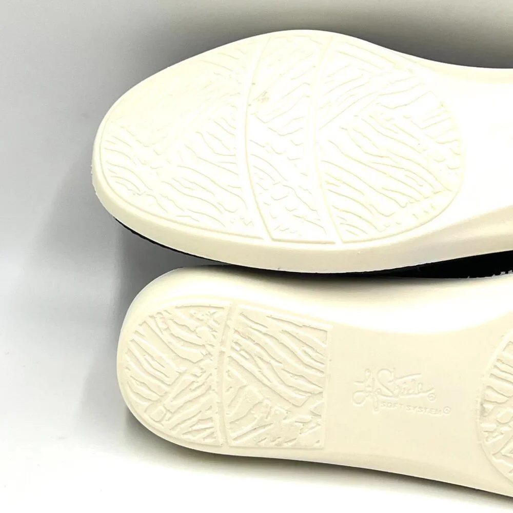 Life Stride Womens Size 6.5 Next Level Black Knit Slip On Comfort‎ Loafers Shoes